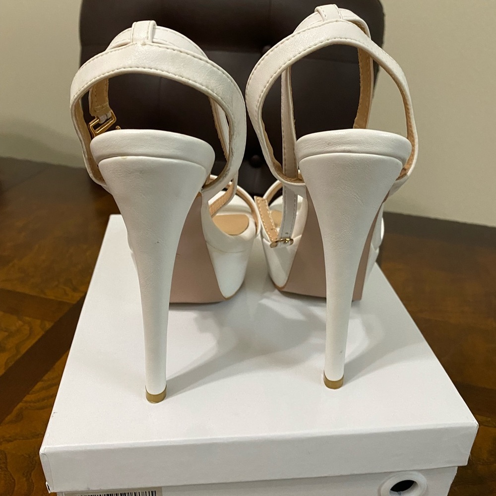 White open toe heels size 6